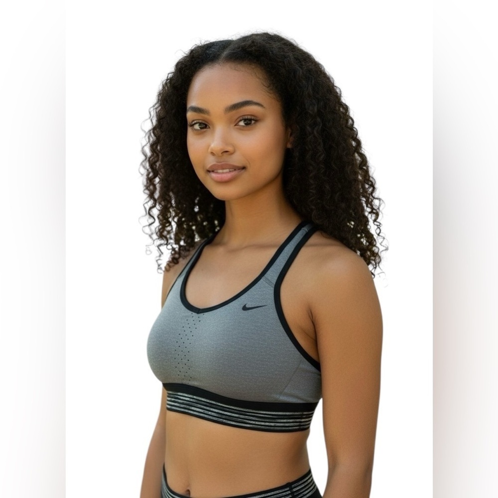 Nike Gray & Black Seamless Performance Sports Bra